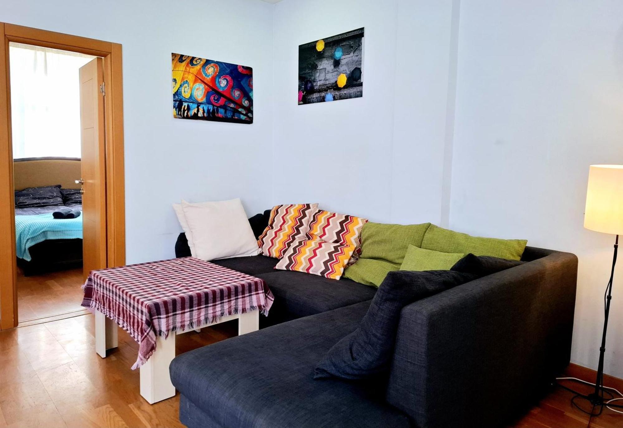 City Center 2Bdr Apartment Near Rustaveli Av. 트빌리시 외부 사진