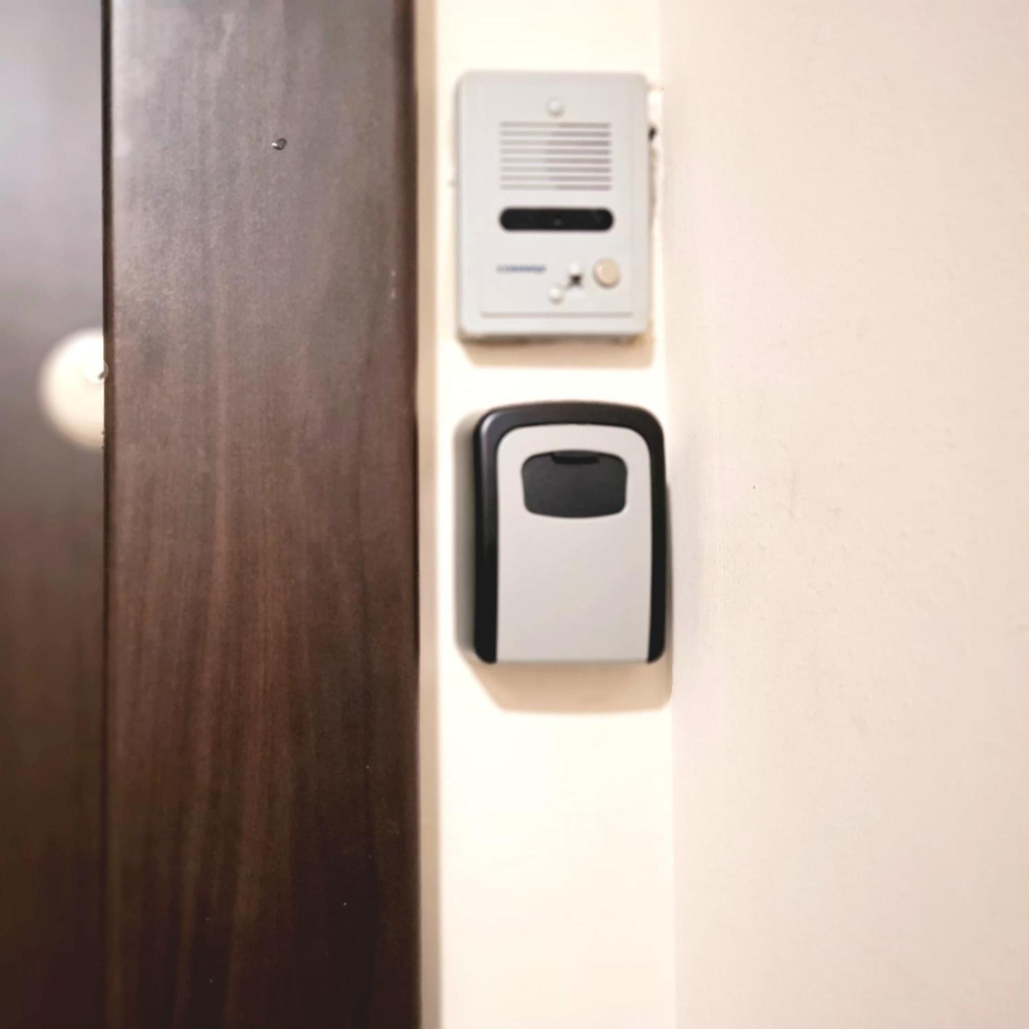 City Center 2Bdr Apartment Near Rustaveli Av. 트빌리시 외부 사진